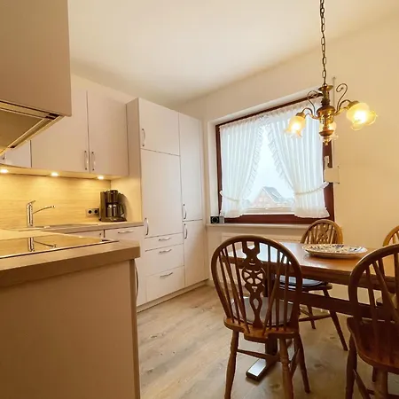 Apartment Strandnahe Mit Terrasse In