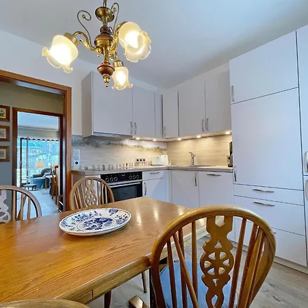 Apartment Strandnahe Mit Terrasse In Wenningstedt-Braderup