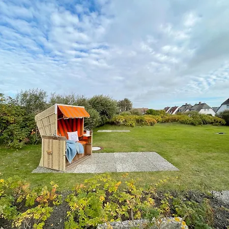 Strandnahe Mit Terrasse In Wenningstedt-Braderup