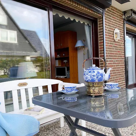 Strandnahe Mit Terrasse In * Wenningstedt-Braderup