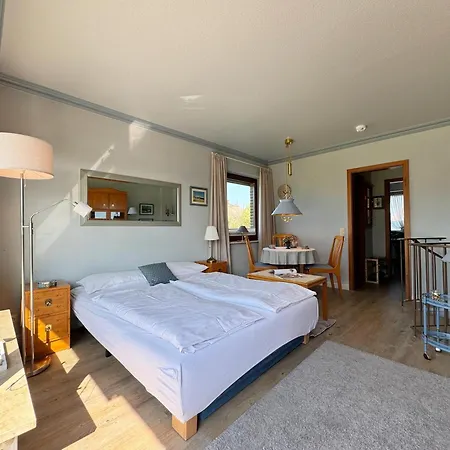 Appartement Strandnahe Mit Terrasse In
